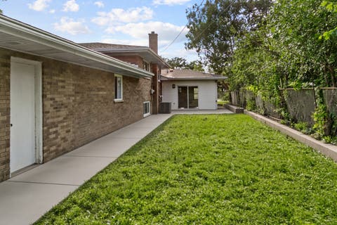Tiny photo for 1554 Idlewild Lane, Homewood, IL 60430 (MLS # 12729607)