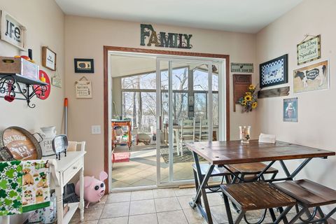 Tiny photo for 2581 Stanton Circle, Lake In The Hills, IL 60156 (MLS # 12569301)