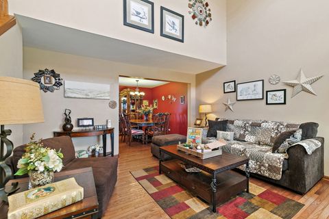 Tiny photo for 2581 Stanton Circle, Lake In The Hills, IL 60156 (MLS # 12569301)