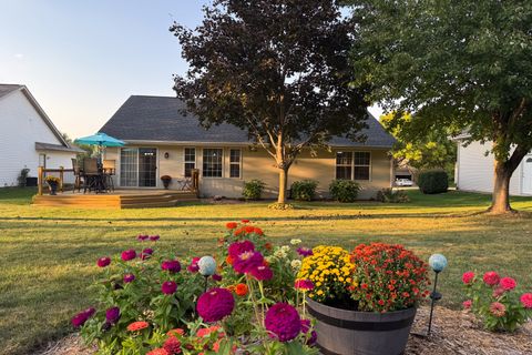 Tiny photo for 106 Thornhill Drive, Poplar Grove, IL 61065 (MLS # 12521698)