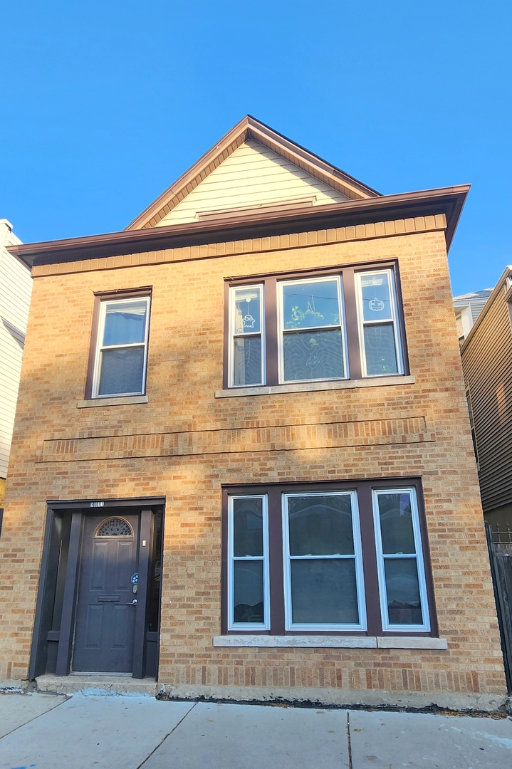 5011 N Western Avenue