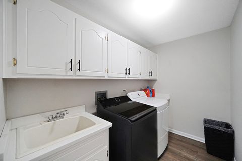 Tiny photo for 19 W Bay Road, Palos Heights, IL 60463 (MLS # 12516453)