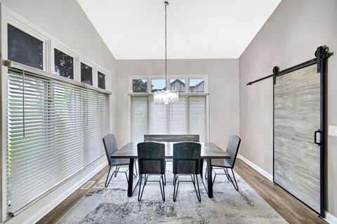 Tiny photo for 19 W Bay Road, Palos Heights, IL 60463 (MLS # 12516453)