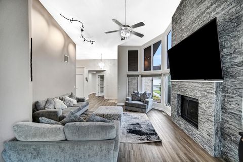 Tiny photo for 19 W Bay Road, Palos Heights, IL 60463 (MLS # 12516453)