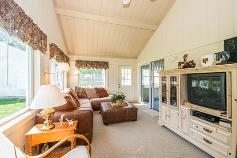 Tiny photo for 27490 W Wilmot Road, Antioch, IL 60002 (MLS # 12451490)