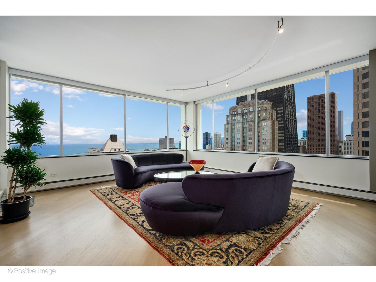 1000 N Lake Shore Plaza 39B