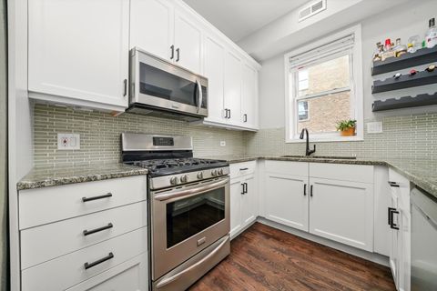 Tiny photo for 1316 W Belmont Avenue #2E, Chicago, IL 60657 (MLS # 12505752)