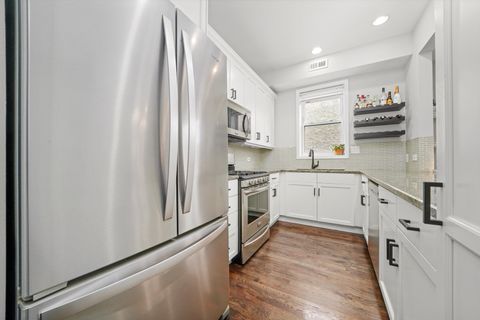 Tiny photo for 1316 W Belmont Avenue #2E, Chicago, IL 60657 (MLS # 12505752)