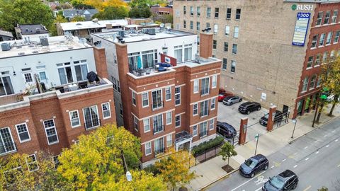 Tiny photo for 1316 W Belmont Avenue #2E, Chicago, IL 60657 (MLS # 12505752)