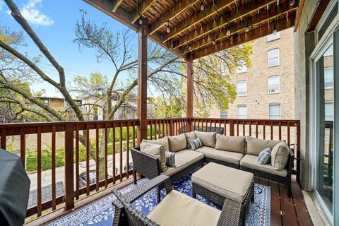 Tiny photo for 1316 W Belmont Avenue #2E, Chicago, IL 60657 (MLS # 12505752)
