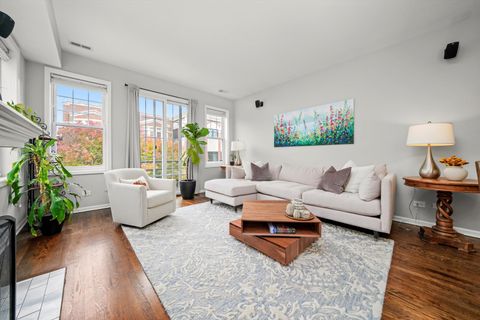 Tiny photo for 1316 W Belmont Avenue #2E, Chicago, IL 60657 (MLS # 12505752)