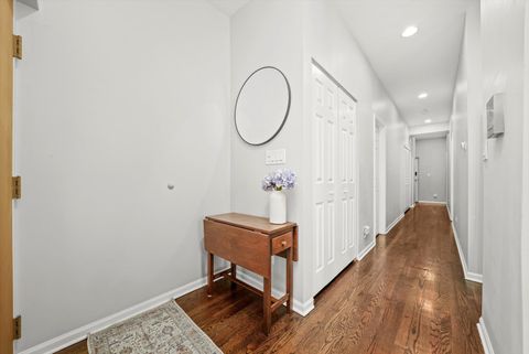 Tiny photo for 1316 W Belmont Avenue #2E, Chicago, IL 60657 (MLS # 12505752)
