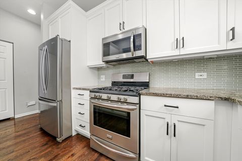 Tiny photo for 1316 W Belmont Avenue #2E, Chicago, IL 60657 (MLS # 12505752)