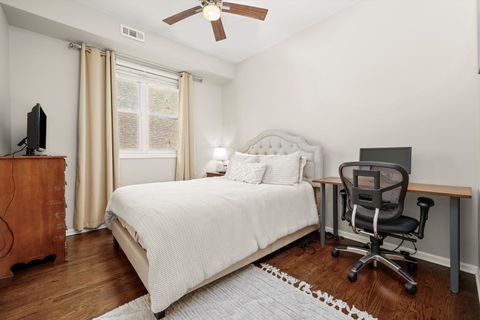 Tiny photo for 1316 W Belmont Avenue #2E, Chicago, IL 60657 (MLS # 12505752)