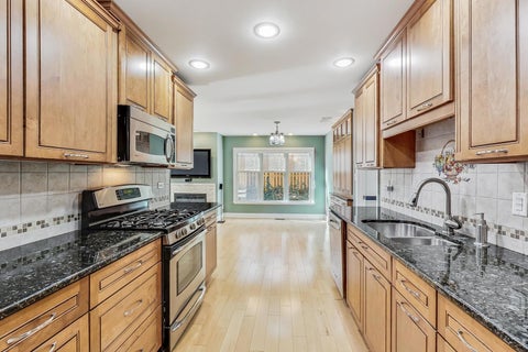 Tiny photo for 1145 Nottingham Lane, Hoffman Estates, IL 60169 (MLS # 12636507)