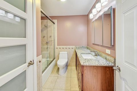 Tiny photo for 1145 Nottingham Lane, Hoffman Estates, IL 60169 (MLS # 12636507)