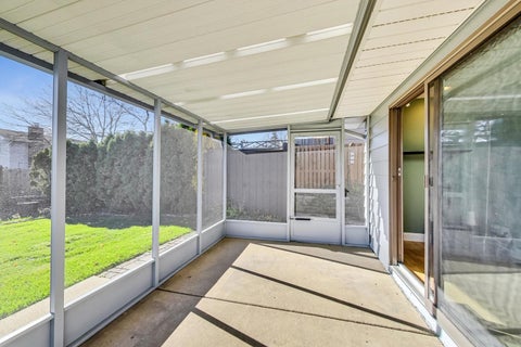 Tiny photo for 1145 Nottingham Lane, Hoffman Estates, IL 60169 (MLS # 12636507)
