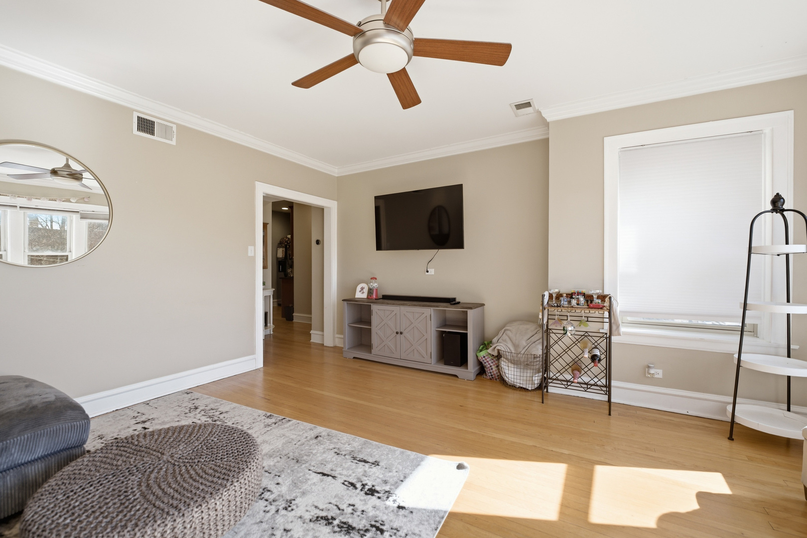 1928 W Addison Street 2S