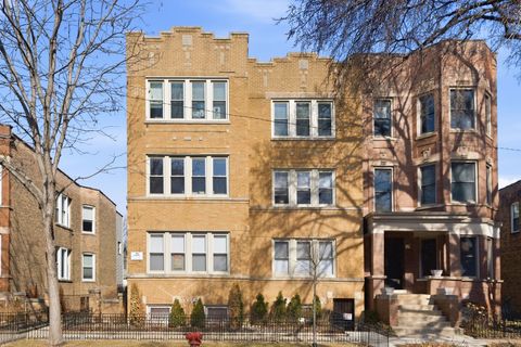 1928 W Addison Street 2S Chicago IL 60613