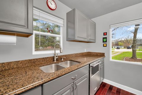 Tiny photo for 136 Grove Street, Braidwood, IL 60408 (MLS # 12613071)