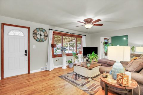 Tiny photo for 306 Dodson Drive E, Urbana, IL 61802 (MLS # 12486716)