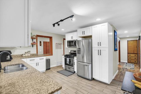 Tiny photo for 306 Dodson Drive E, Urbana, IL 61802 (MLS # 12486716)