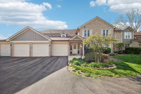 Photo of 170 Grove Avenue #B, Des Plaines, IL 60016 (MLS # 12633056)