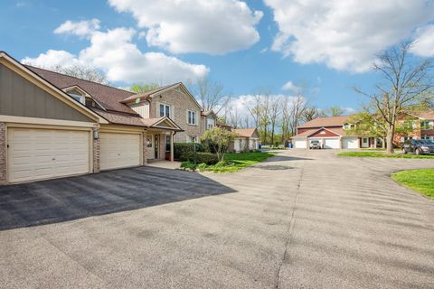 Tiny photo for 170 Grove Avenue #B, Des Plaines, IL 60016 (MLS # 12633056)