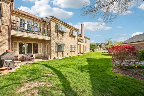 Tiny photo for 170 Grove Avenue #B, Des Plaines, IL 60016 (MLS # 12633056)