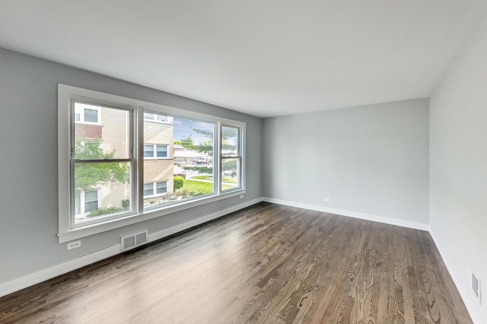 11106 S Washtenaw Avenue 1E