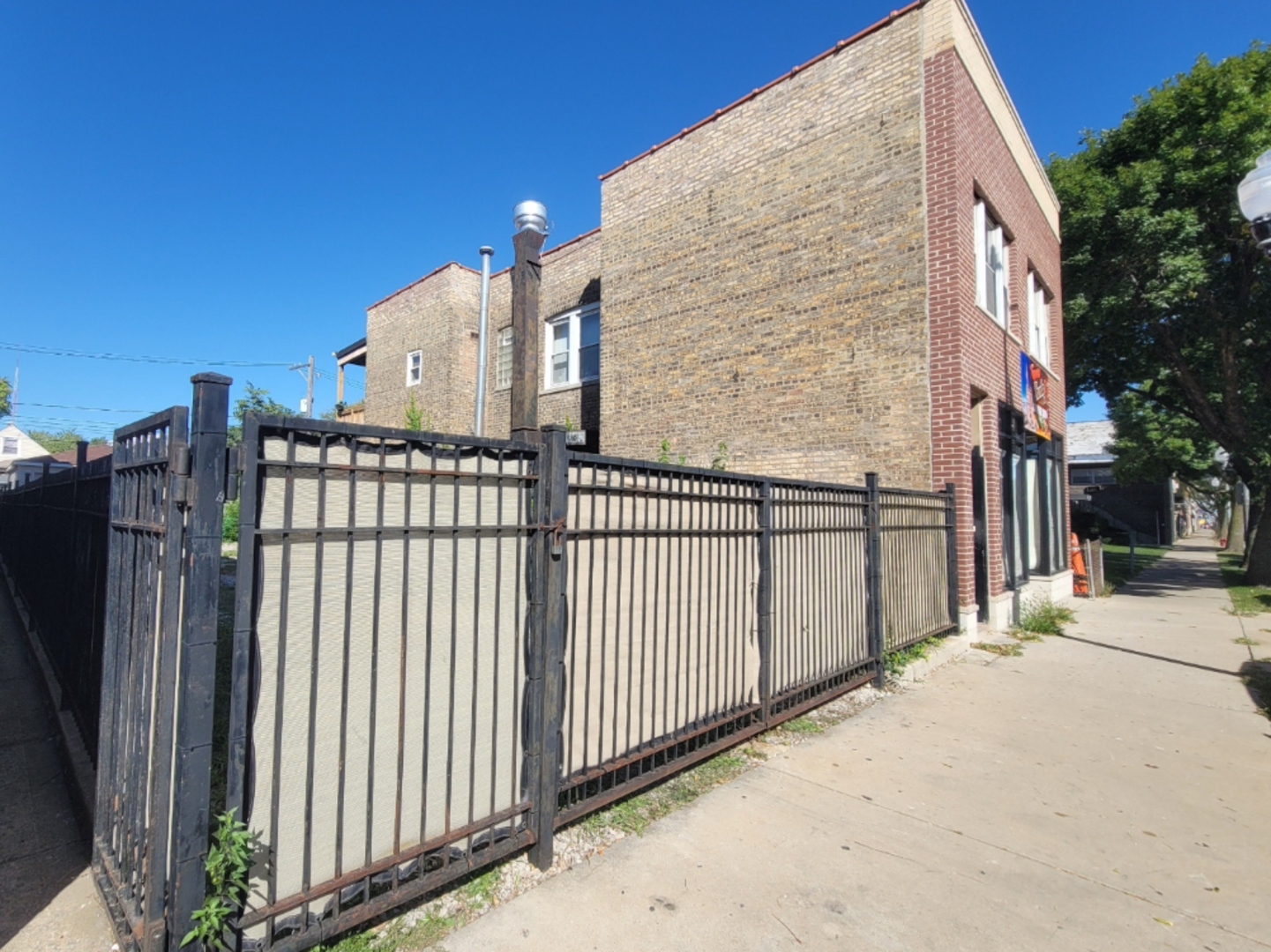 4950 W Diversey Avenue