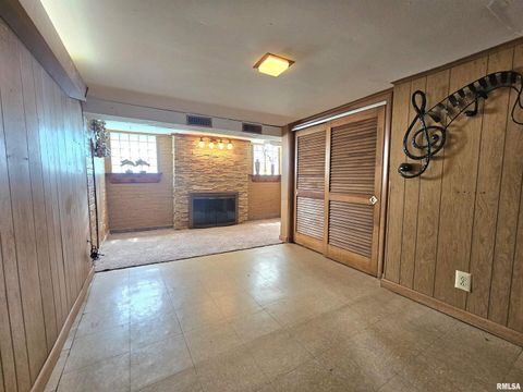 Tiny photo for 1800 FRANKLIN Avenue, Mt Vernon, IL 62864 (MLS # EB458955)