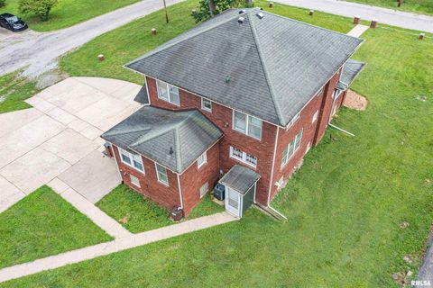 Tiny photo for 1800 FRANKLIN Avenue, Mt Vernon, IL 62864 (MLS # EB458955)