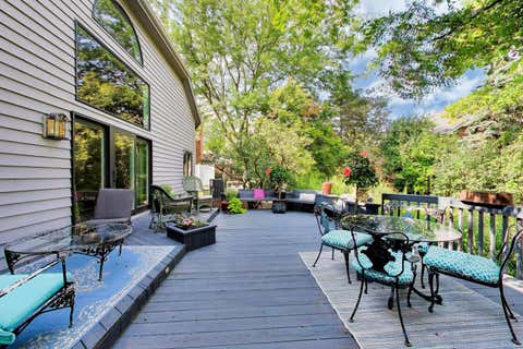 Tiny photo for 1309 S Pine Avenue, Arlington Heights, IL 60005 (MLS # 12737399)