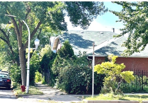 Tiny photo for 3000 W 38th Street, Chicago, IL 60632 (MLS # 12718557)