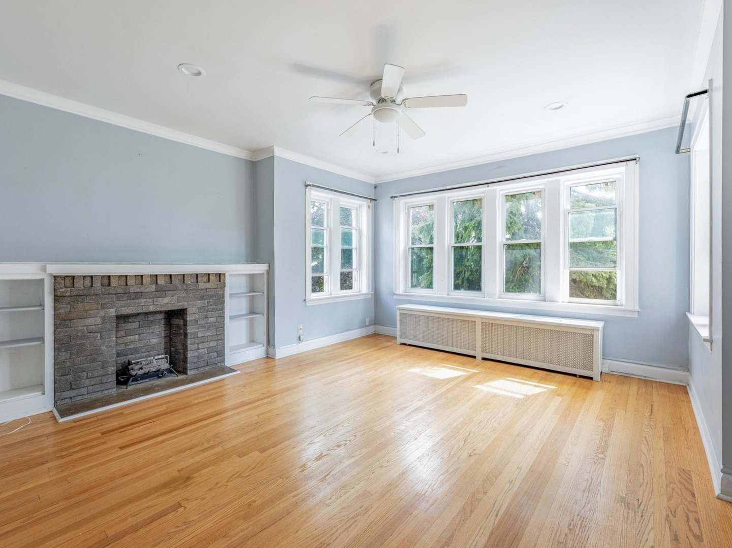 3636 Oak Park Avenue