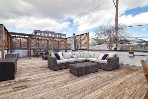 Tiny photo for 1639 N Artesian Avenue #1S, Chicago, IL 60647 (MLS # 12611905)