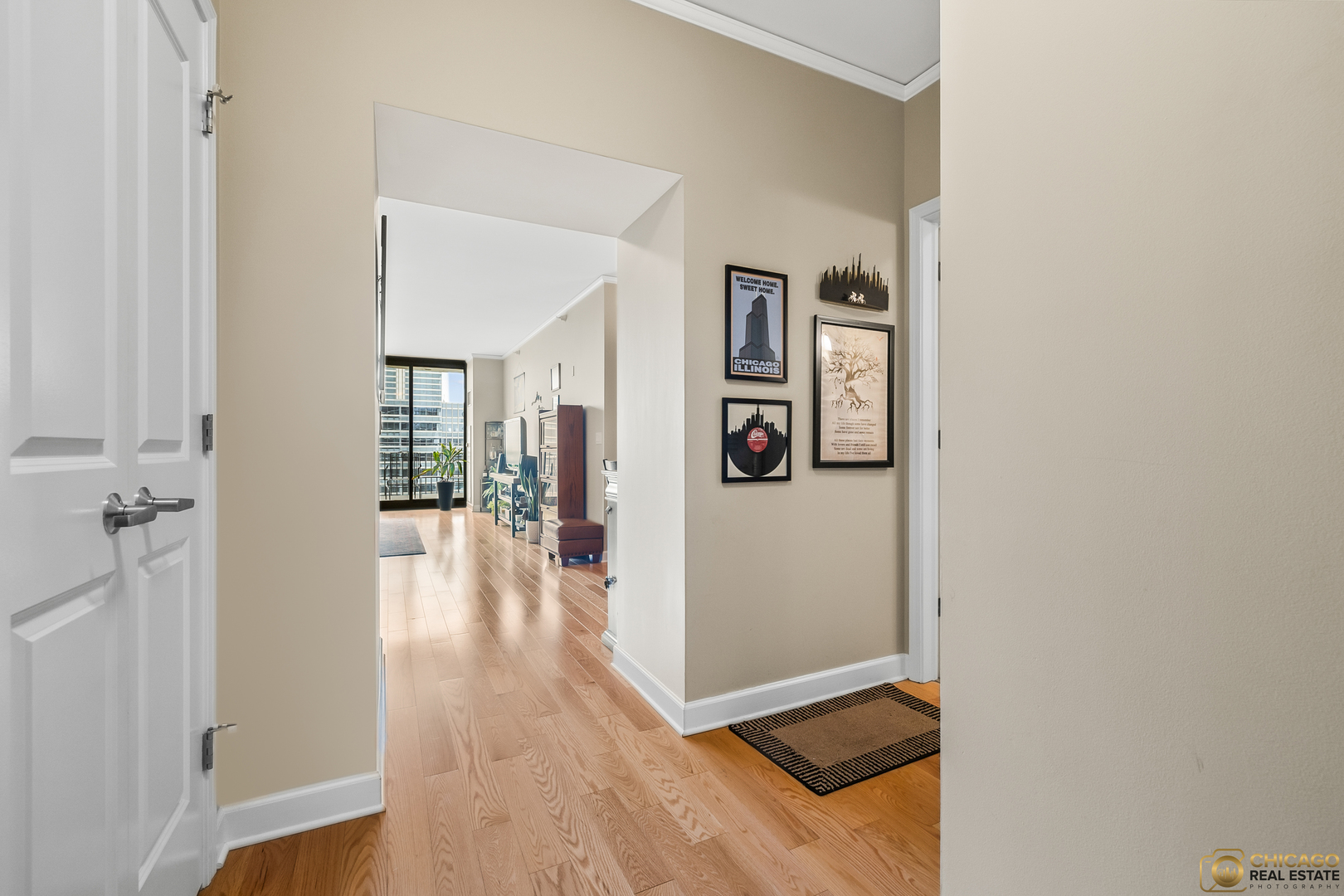 225 N Columbus Drive 6808