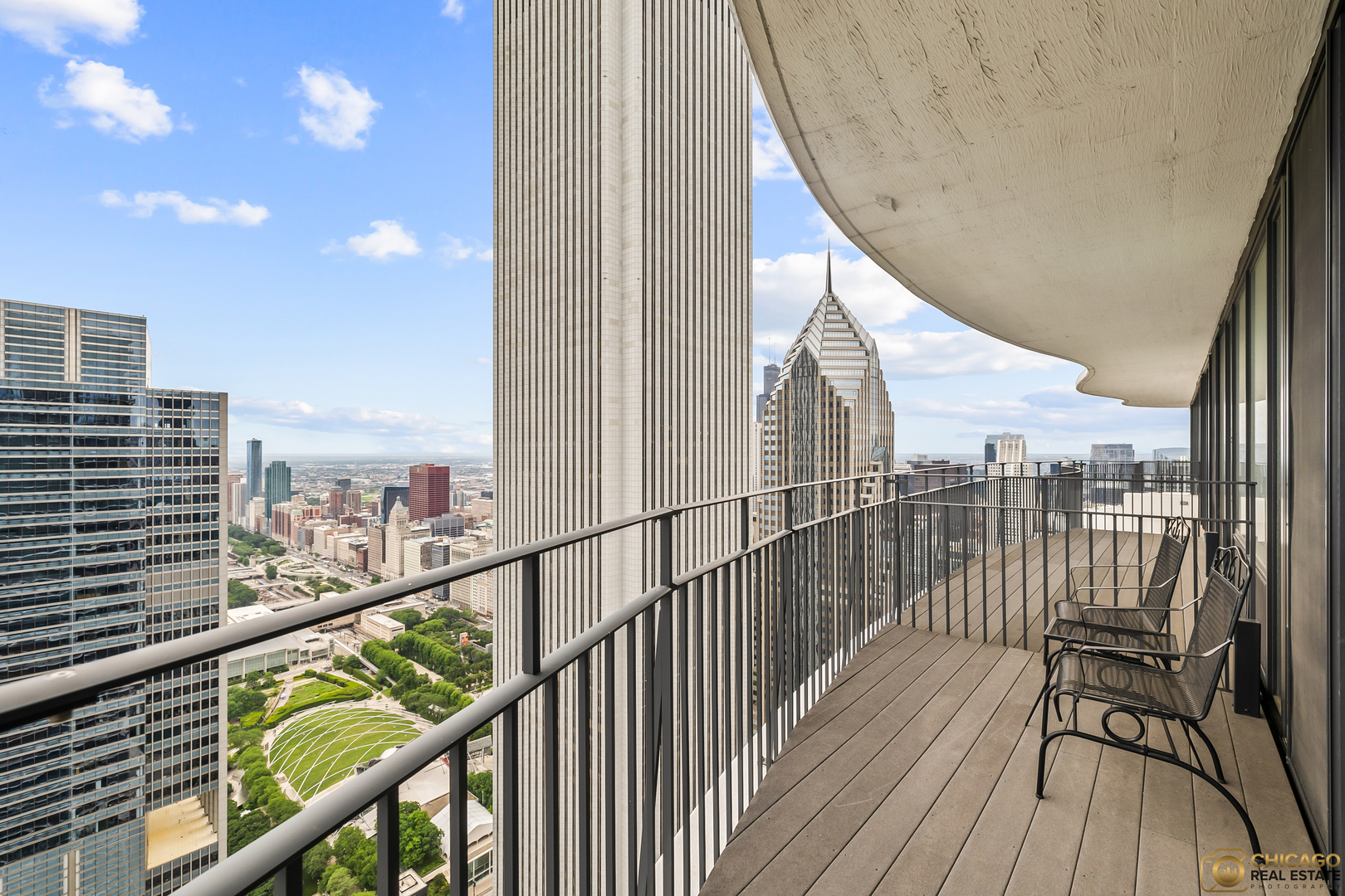 225 N Columbus Drive 6808