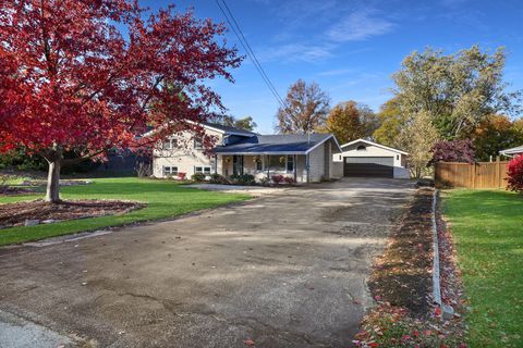 Tiny photo for La Grange Highlands, IL 60525 (MLS # 12495681)