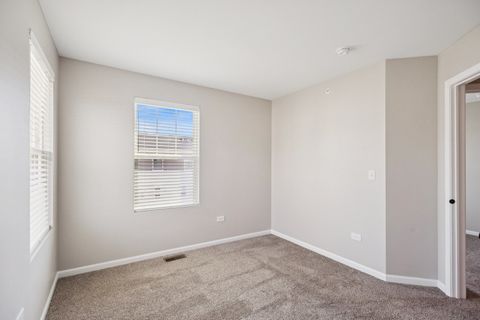 Tiny photo for 1533 Executive Way, Des Plaines, IL 60018 (MLS # 12519500)