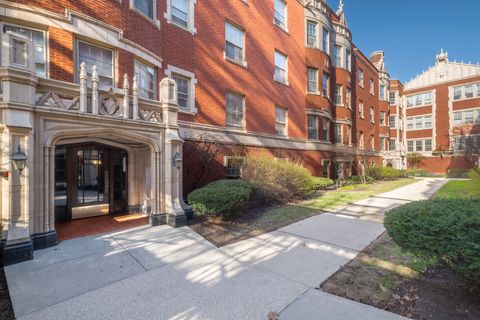 230 N Oak Park Avenue 2I Oak Park IL 60302