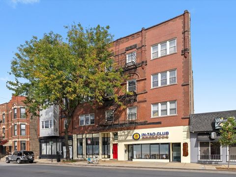 Tiny photo for 238 W 31st Street #4W, Chicago, IL 60616 (MLS # 12508774)