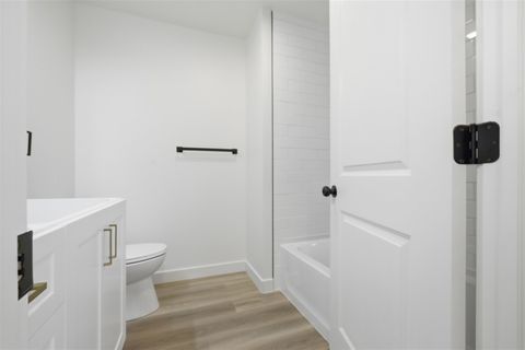 Tiny photo for 1207 W Walnut Street, Bloomington, IL 61701 (MLS # 12541706)