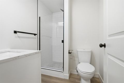 Tiny photo for 1207 W Walnut Street, Bloomington, IL 61701 (MLS # 12541706)