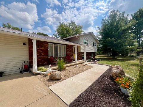 Tiny photo for 512 Norton Drive, Oakland, IL 61943 (MLS # 12470596)