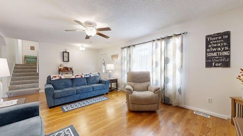 Tiny photo for 512 Norton Drive, Oakland, IL 61943 (MLS # 12470596)