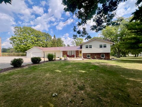 Photo of 512 Norton Drive, Oakland, IL 61943 (MLS # 12470596)