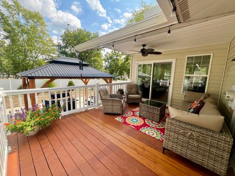 Tiny photo for 512 Norton Drive, Oakland, IL 61943 (MLS # 12470596)