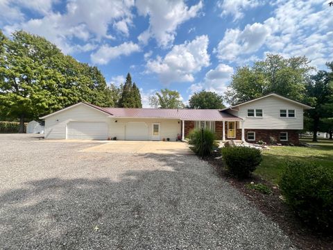 Tiny photo for 512 Norton Drive, Oakland, IL 61943 (MLS # 12470596)